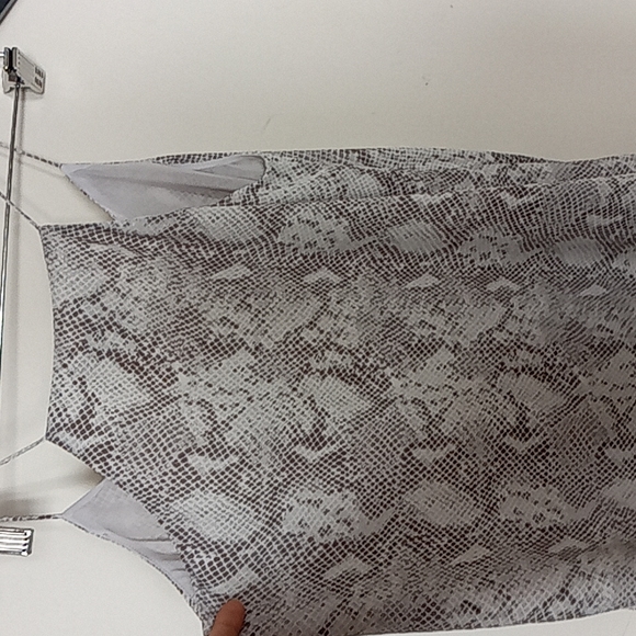 Snake print top - Picture 5 of 6